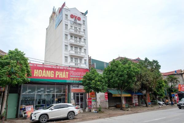照片显示了位于Thuong Thon市的OYO 472 Lenka Hotel物件。