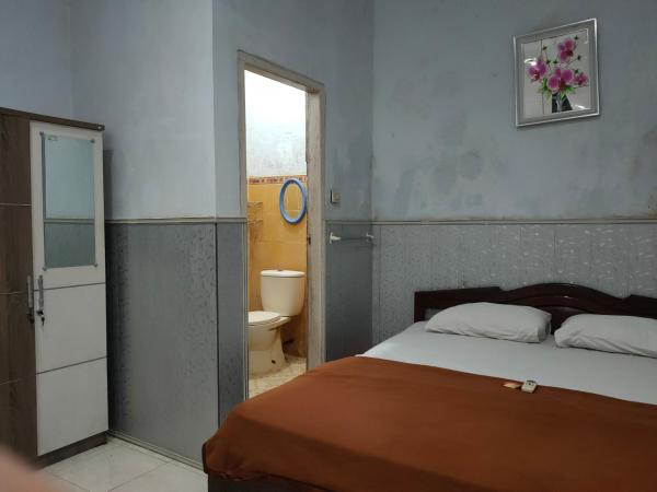 Op de foto is het object Hotel O Baruga Makassar te zien, gelegen in de stad Lapangan Udara Hasanuddin.