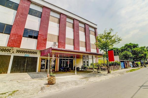 写真にはPulauberayan市にあるHotel O Brayan Guest Houseが写っています。
