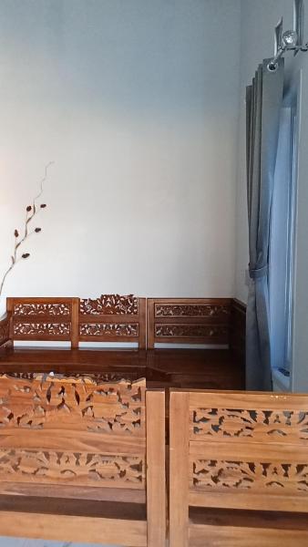 A la foto es mostra l'objecte Rumah singgah view city light situat a la ciutat de Tenjo.