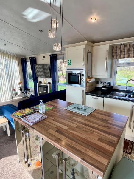 40a Oak Village- 2 Bedroom Lodge On Grange Leisure Park - Sutton on Sea