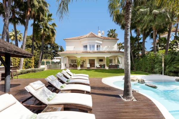 Na foto é possível ver o objeto Los Molineros - 8 Bedroom Villa localizado na cidade de Marbella.