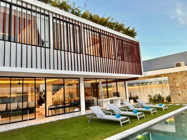 Villa Kawis Seminyak - Denpasar