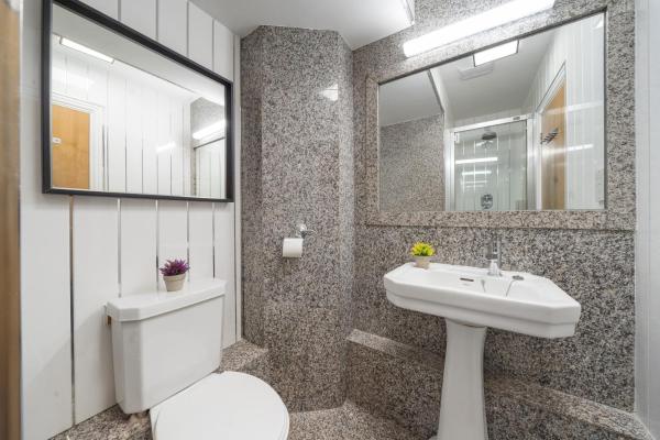 Billede 7: Stylish & Bright Studio in the Heart of Soho Unbeatable Location! No Lift WD8