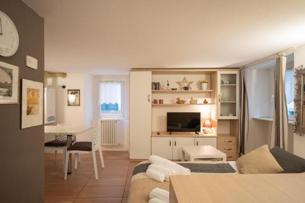 A la foto es mostra l'objecte Bellano Studio 2 situat a la ciutat de Bellano.