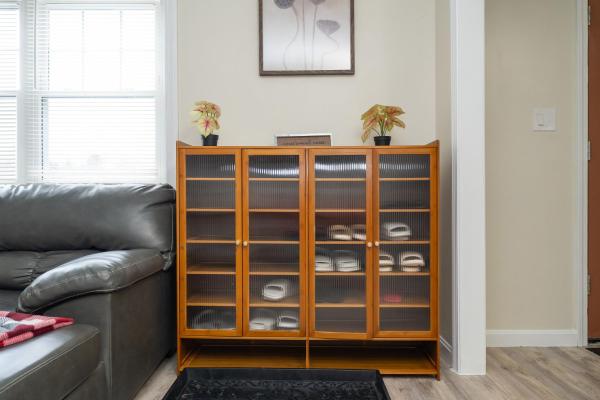 Foto 6: 65 - 5BR Randolph - Elegant Haven near Dog Park