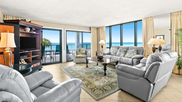 A la foto es mostra l'objecte Emerald Towes 306 Beach Front 3rd Floor Condo situat a la ciutat de Destin.