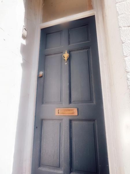 Big 1-Bed Flat Elephant & Castle, London