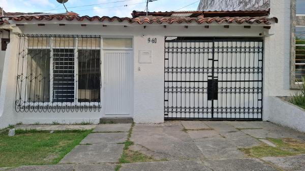 Nella foto è visibile l'oggetto APARTAHOTEL CASA BUSTAMANTE APTO 4 vip situato nella città di Buga.