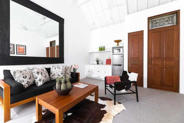 Ti - 1br Pool Villa In The Heart Of Seminyak - Kuta