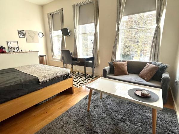 Фотография 1: Studio Flat in Centre of London