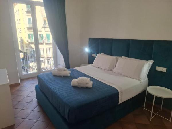 Na fotografii je vidět objekt Neapolis Apartment Angioino nacházející se ve městě Neapol.