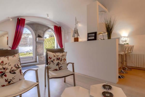 A la foto es mostra l'objecte Eclat 3 etoiles Parking Gratuit-Proche lac et golf-Au calme situat a la ciutat de Écharvine.