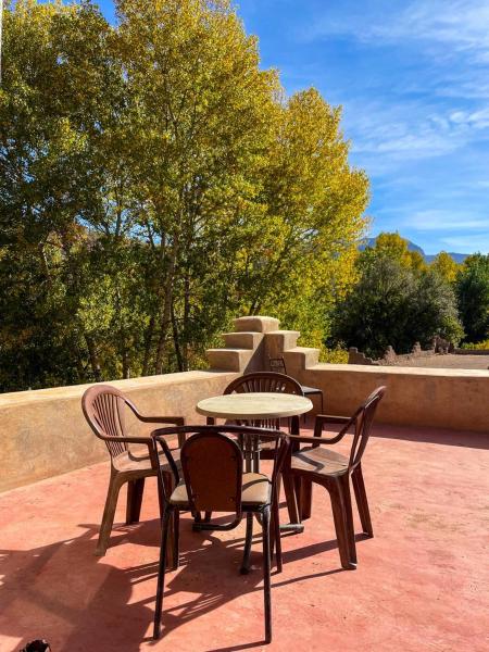 Na zdjęciu widoczny jest obiekt Gite Cathedrale Imsfrane położony w mieście Temga.