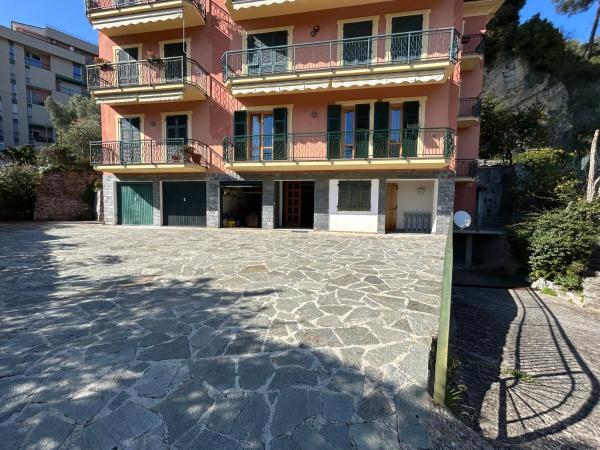 A la foto es mostra l'objecte Residenza Giardino e Mare a Ciavai situat a la ciutat de Bacezza.