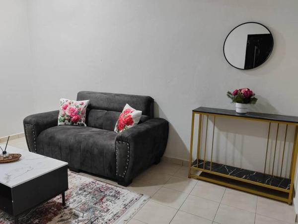 Rossa Homestay, Kok Lanas