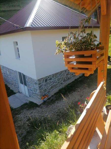 The photo shows the Seosko domaćinstvo Desin Do located in the city of Berane.