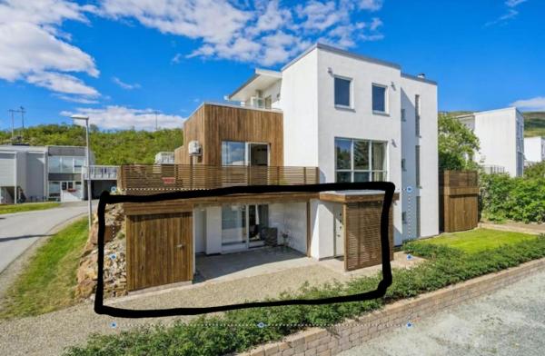 A la foto es mostra l'objecte Apartment situat a la ciutat de Tromsø.