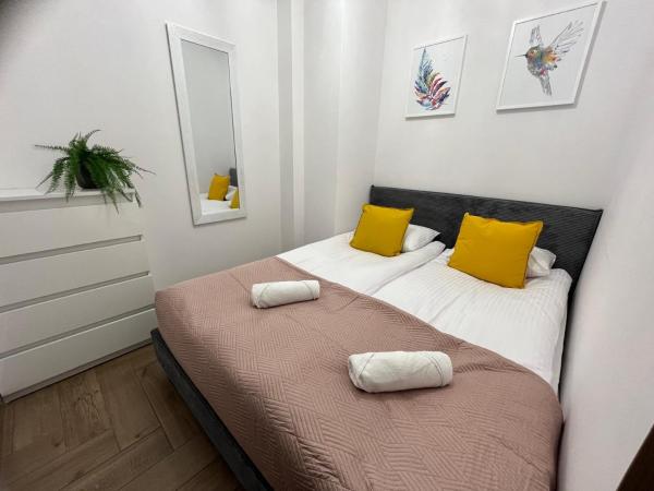 A la foto es mostra l'objecte Apartament KOLEJOVA 20 z oddzielną sypialnią - idealny dla rodzin lub grupy znajomych situat a la ciutat de Ludźmierz.