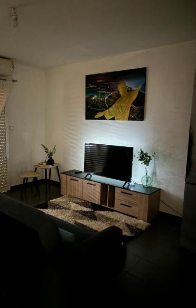 Foto 2: T2 - Cayenne spacious center
