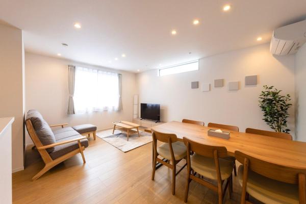 Nella foto è visibile l'oggetto Amp flat HEC 02 situato nella città di Muromimachi.