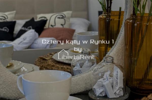 På billedet ses objektet Cztery Kąty w Rynku by LibertaRent beliggende i byen Wałbrzych.