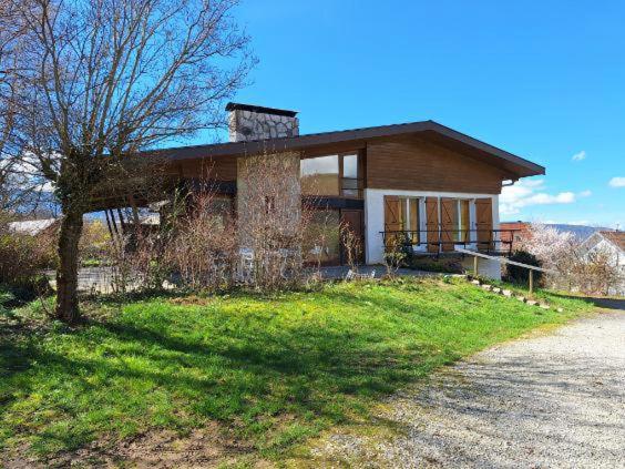 A la foto es mostra l'objecte La maison du bonheur à Talloires situat a la ciutat de Écharvine.