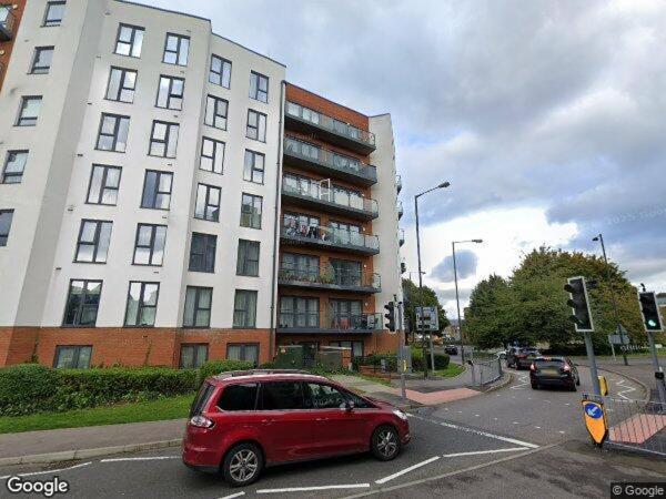 På billedet ses objektet Apex Appartments beliggende i byen Ifield.