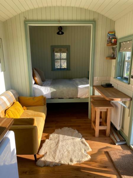 Nella foto è visibile l'oggetto Sunset Snug Shepherd hut situato nella città di Penrith.