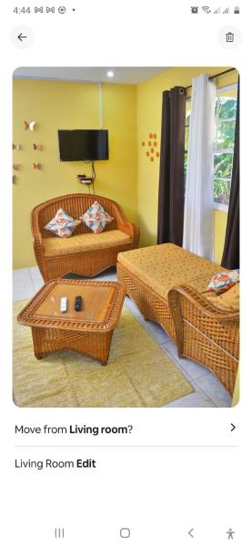 Essentials Suite & Car Rental photo 2
