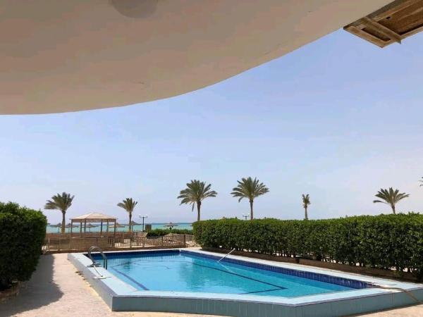 照片显示了位于Ras Sedr市的golden beach 2 sea view物件。