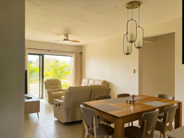 På billedet ses objektet Waterway Residence Apartment C2 groundfloor beliggende i byen Cascavelle.