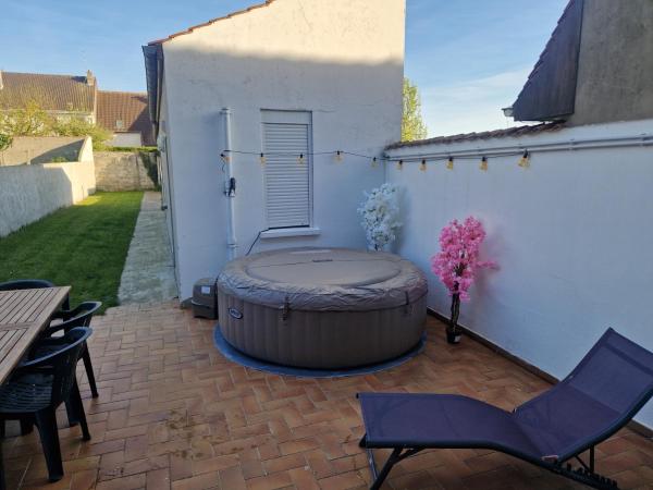 A la foto es mostra l'objecte Maison familiale 6 pers ,1 bébé situat a la ciutat de Étaples.
