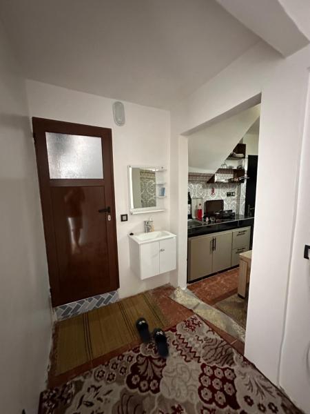 Nella foto è visibile l'oggetto Taghazout Hostel situato nella città di Ouled Khellouf.