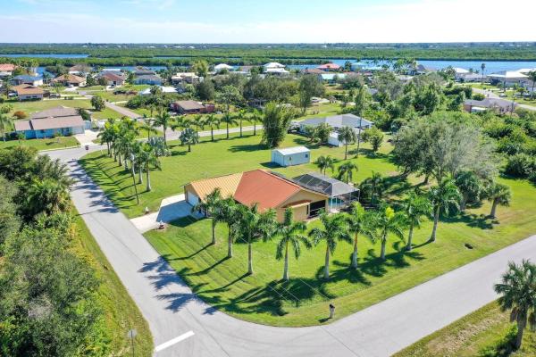 A la foto es mostra l'objecte Private pool home near Peace River - Punta Gorda - A Frame Of Mind situat a la ciutat de Cleveland.