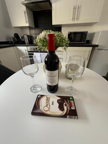 Billede 8: Waves & Wine - Your Beach Escape!
