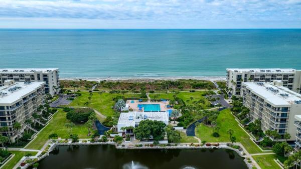 A la foto es mostra l'objecte Charming 2 BR Longboat Key condo with ocean view situat a la ciutat de Longboat Key.