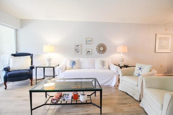 A la foto es mostra l'objecte Charming 2 BR condo in The Meadows community situat a la ciutat de The Meadows.
