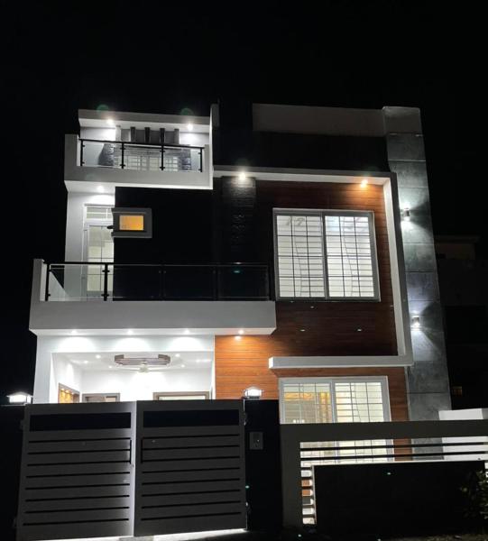 Nella foto è visibile l'oggetto Modern Family-Friendly Home in CITI Housing Jhelum situato nella città di Bāla.