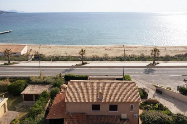 Beach House In Sainte-maxime With Private Big Terrace And Only A 1-minute Walk To The Beach, Domaine L'oiseau Bleu - Sainte-Maxime