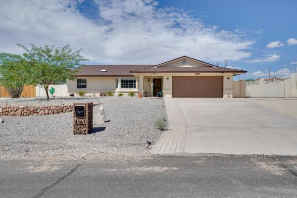 Pool with Waterslide Lake Havasu City Home photo 3