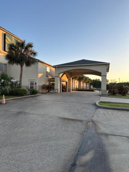 På billedet ses objektet Franklin Inn & Suites beliggende i byen Franklin.