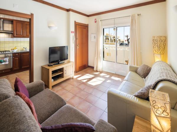 A la foto es mostra l'objecte Apartment near Praia do Carvalho Beach situat a la ciutat de Benagil.