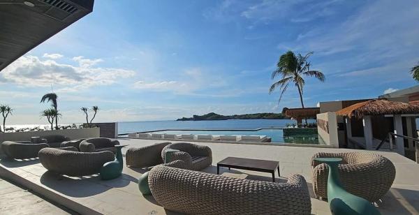 Op de foto is het object Manggadiwa Resort and Spa te zien, gelegen in de stad Tando.