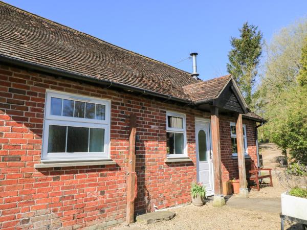 Na fotografii je vidět objekt Grist Mill Cottage nacházející se ve městě Compton Abbas.