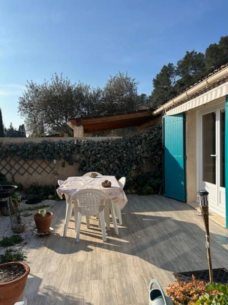 A la foto es mostra l'objecte Maison Cosy situat a la ciutat de Vidauban.