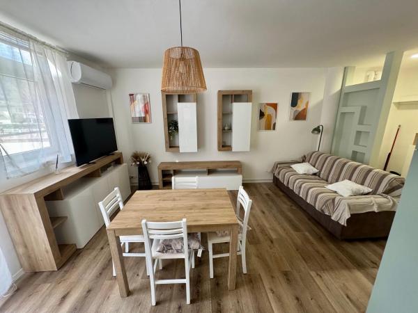 A la foto es mostra l'objecte Private Parking - A Casa di Anna situat a la ciutat de Borgo.