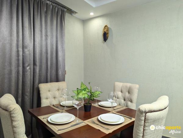 Foto 3: Chic studio with parking near the airport