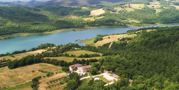 På bildet vises objektet Agriturismo Le Ceregne Bio som ligger i byen Pieve Santo Stefano.