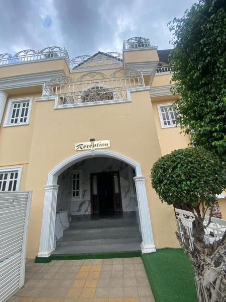 A la foto es mostra l'objecte Presken Hotel Castle, Opebi Lagos situat a la ciutat de Lagos.